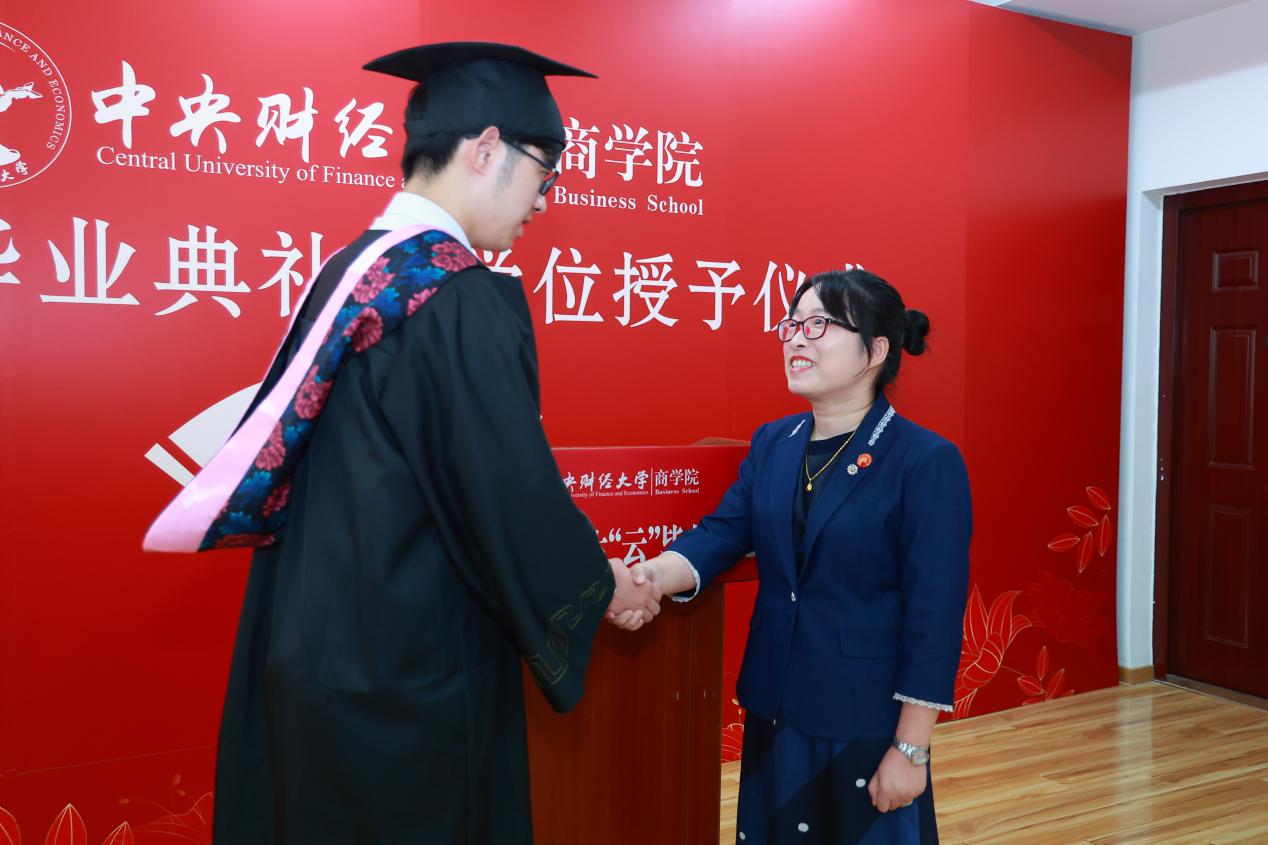 b3bd1a43384a670684044b4f03ba242 b3bd1a43384a670684044b4f03ba242